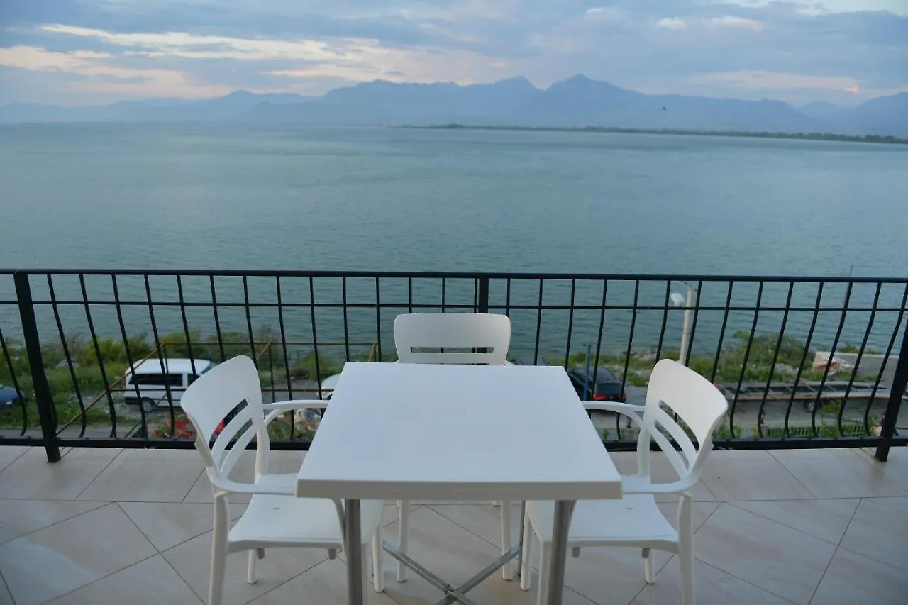 Lakefront House Široka 0*,