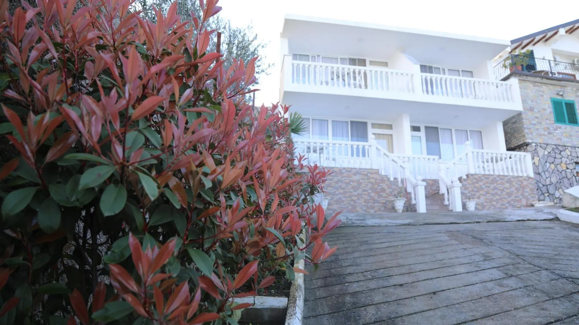 Lakefront House Shiroka Albania
