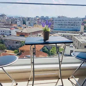 https://rovenas-apartment.hotels-in-tirana.com
